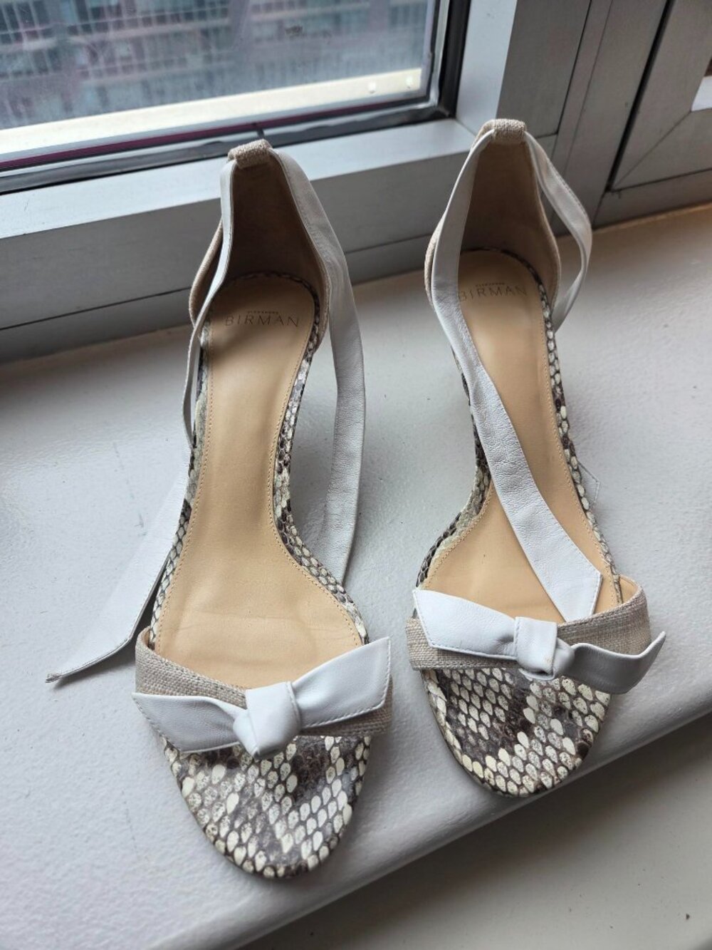 Alexandre Birman Clarita linen and snakeskin kitten heel sandals - 38 1/2